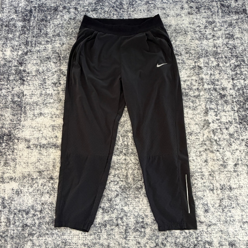 Nike Running Division Dri-FIT Black Jogger Pants Womens Medium 923416 Training
